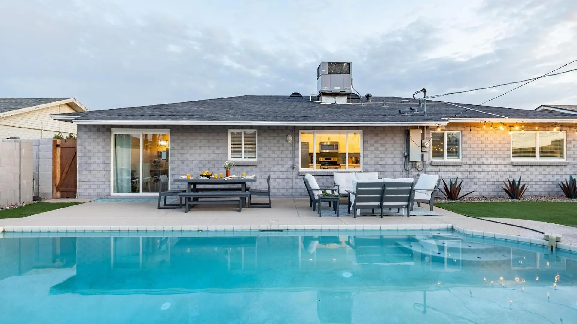 Дом отдыха Вилла Indianola Oasis Private Pool Outdoor Living Old Town Access Скоттсдейл США